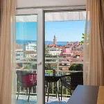 V Luxury Apartmán *