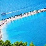 V Luxury Διαμέρισμα *