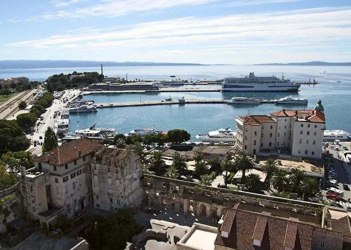 V Luxury Appartement